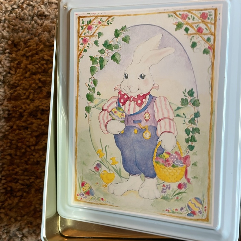 Easter items - Picture 3 of 6